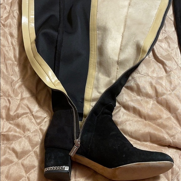 Used boots - Picture 2 of 2